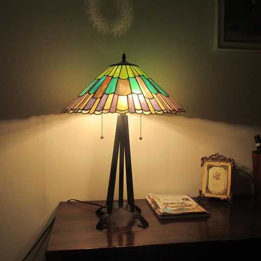 LANDRY Tiffany-style 3 Light Geometric Table Lamp 20" Shade