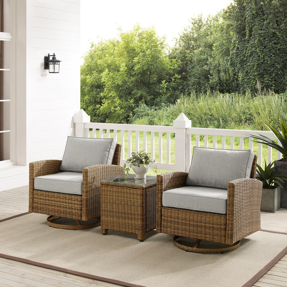 Bradenton 3Pc Wicker Swivel Rocker Outdoor Chair Set, Side Table & 2 Rockers