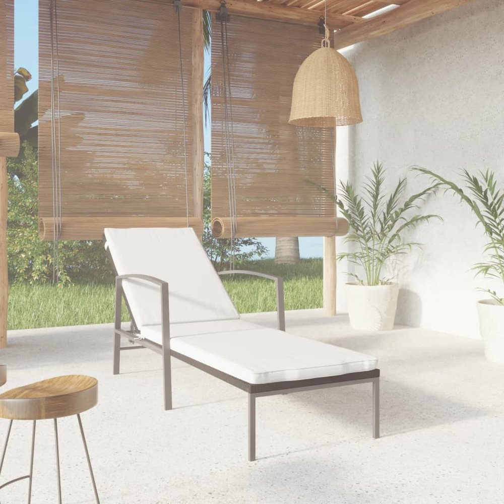 Sun Lounger Black and Cream White Poly Rattan, Powder-Coated Steel