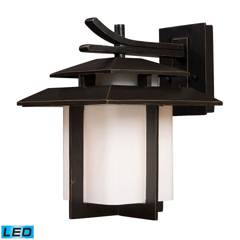 Kanso 1 Light Outdoor Sconce in Hazelnut Bronze - LED Offering Up To 800 Lumens (60 Watt Equivalent)