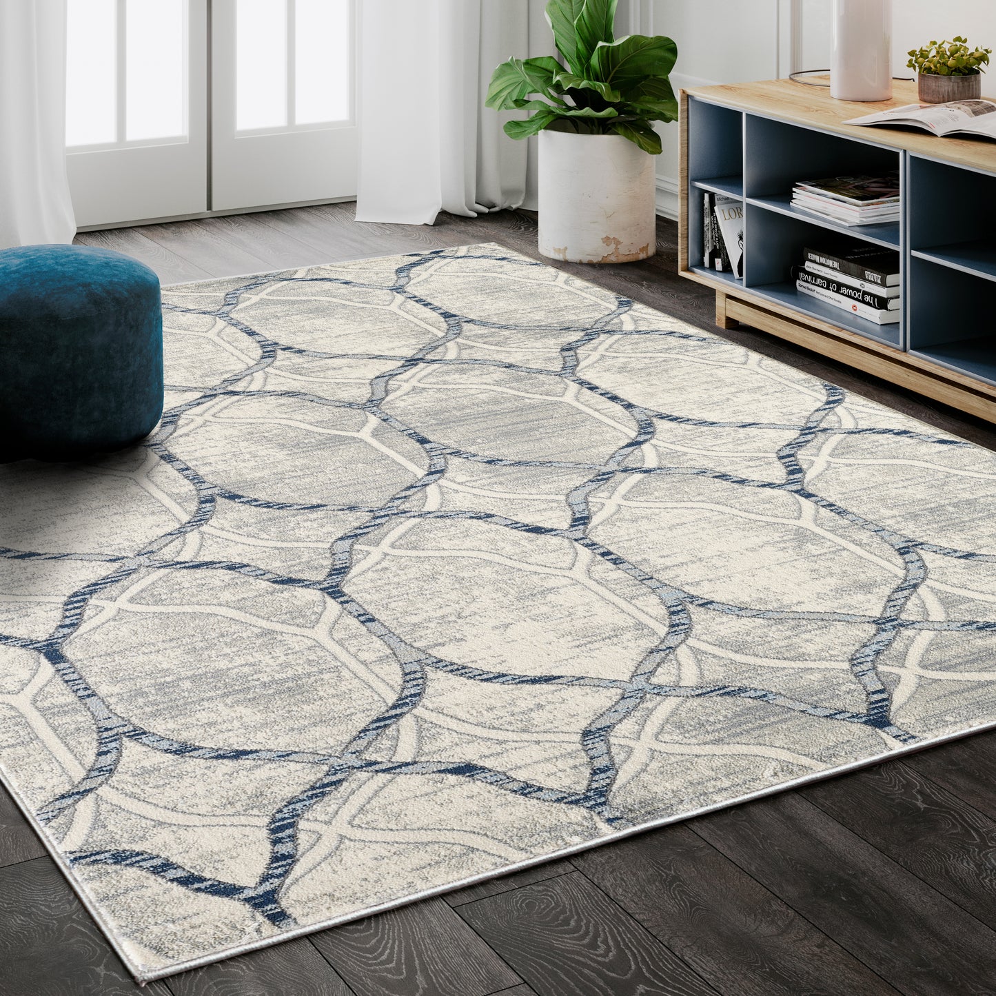 Geometric Trellis Ivory and Grey