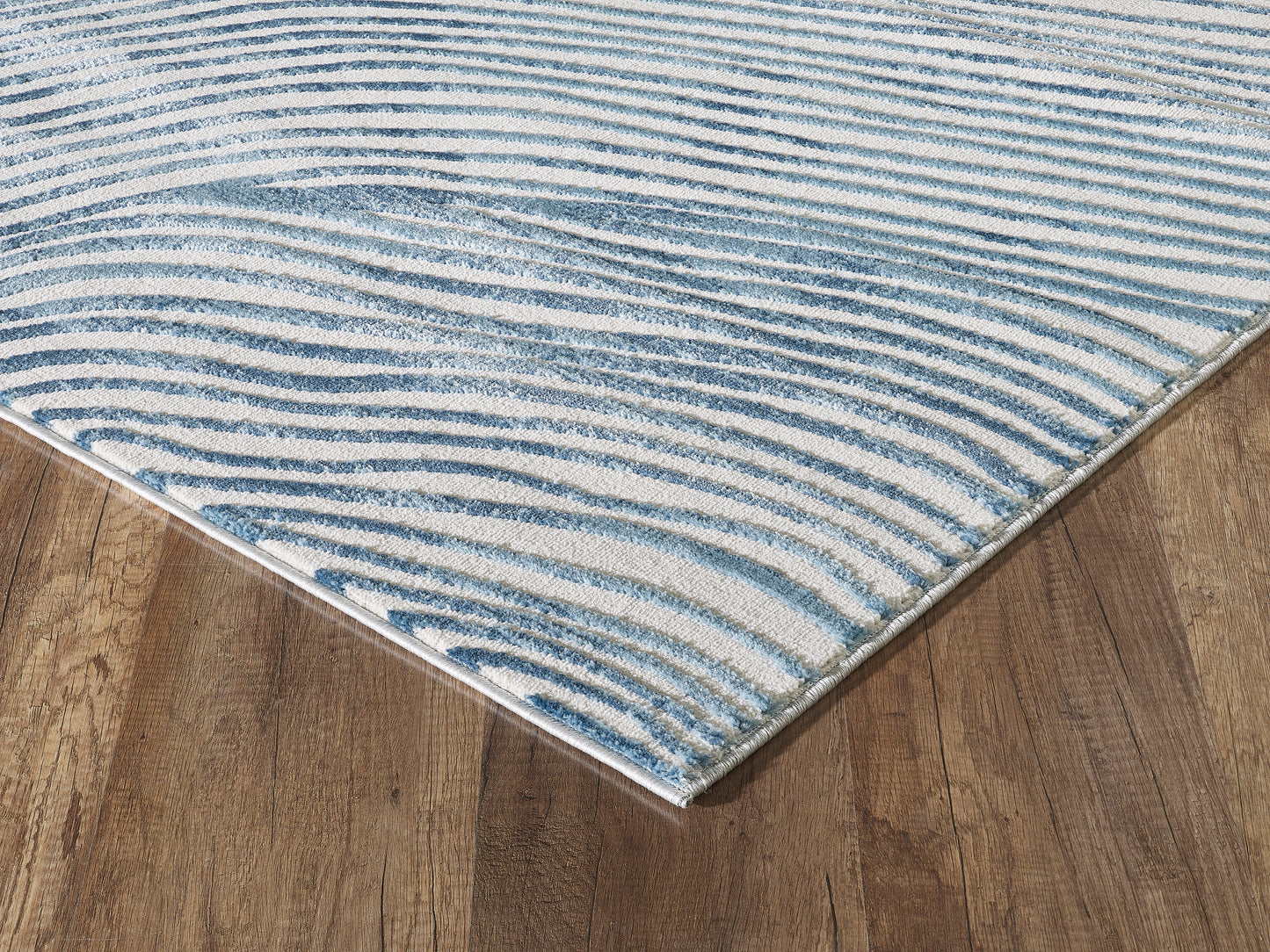 Modern Wave Blue and White